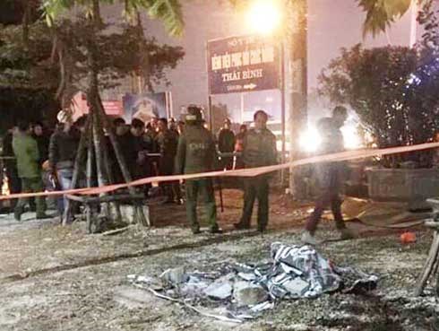 NÓNG: Xô xát gần trụ sở Công an tỉnh, 1 người đàn ông tử vong