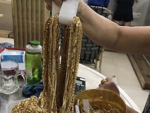 Nhân viên lén lút trộm 430 lượng vàng: Gia đình trước đây rất nghèo bỗng xây nhà, sắm xe?-3