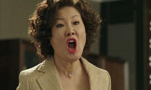 Xin phép về nhà ngoại ăn tết, mẹ chồng nói một câu khiến tôi tái mặt-2