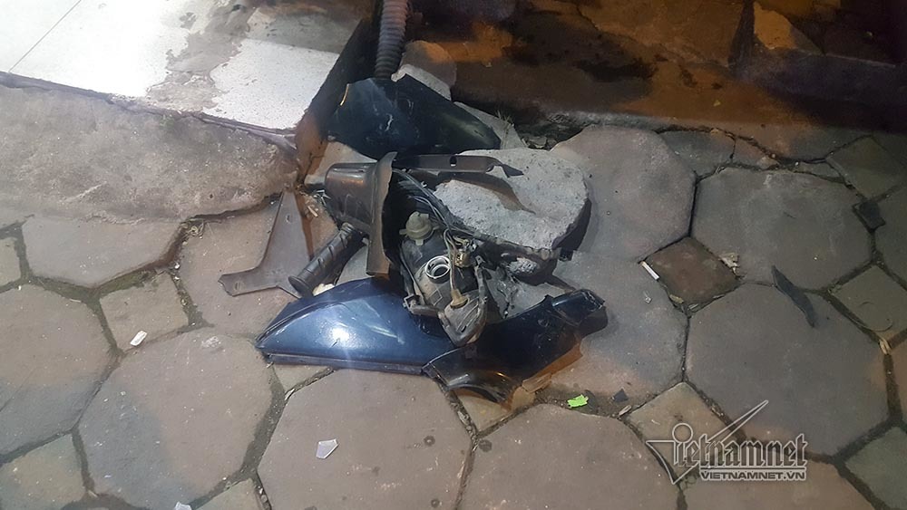 Ô tô đâm 5 xe trên phố Ngọc Khánh: Thai phụ nhảy bật trong tích tắc-3