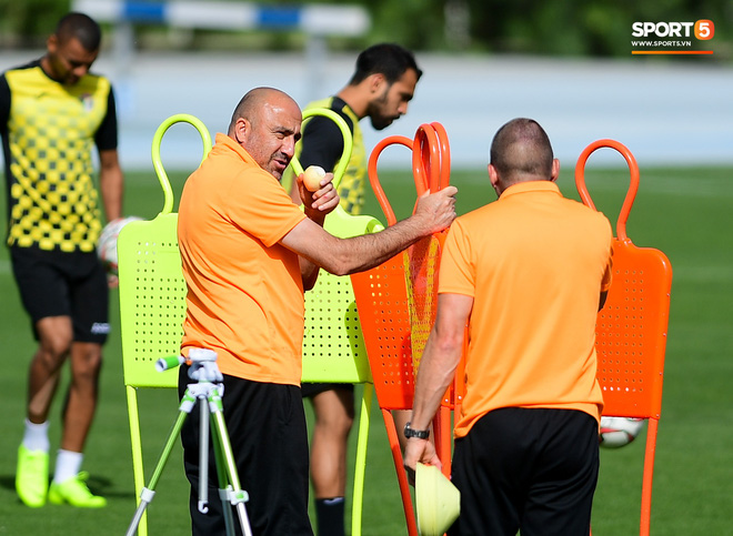 Việt Nam vs Jordan: Cuộc chiến giữa niềm tin và những đồng tiền quyền lực-4