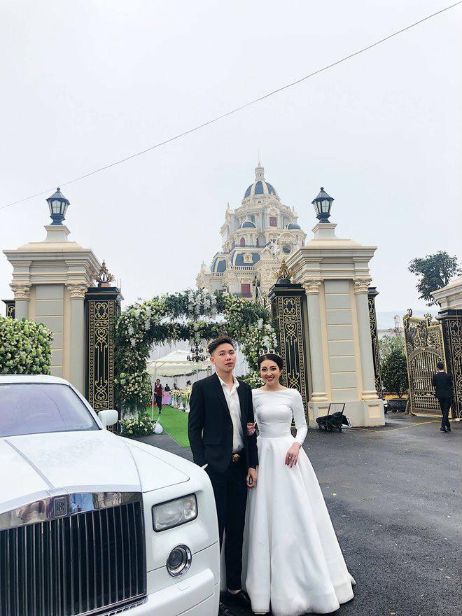 Nhan sắc ngoài đời cực nóng bỏng của cô dâu được bố tặng 200 cây vàng hot nhất Nam Định-10