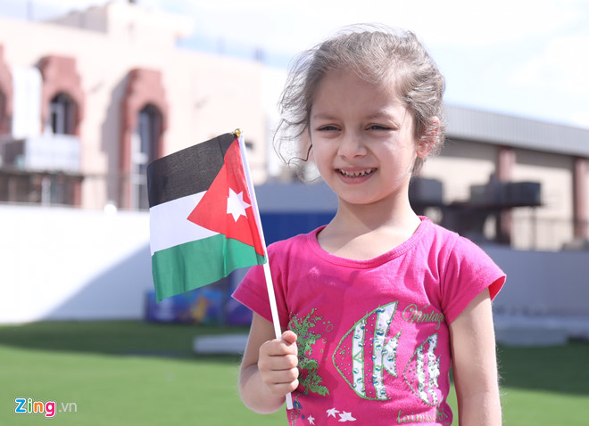 Hàng triệu người hâm mộ vỡ òa hạnh phúc trước chiến thắng của ĐT Việt Nam-67