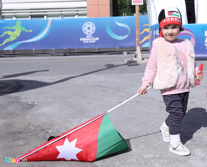 Hàng triệu người hâm mộ vỡ òa hạnh phúc trước chiến thắng của ĐT Việt Nam-66