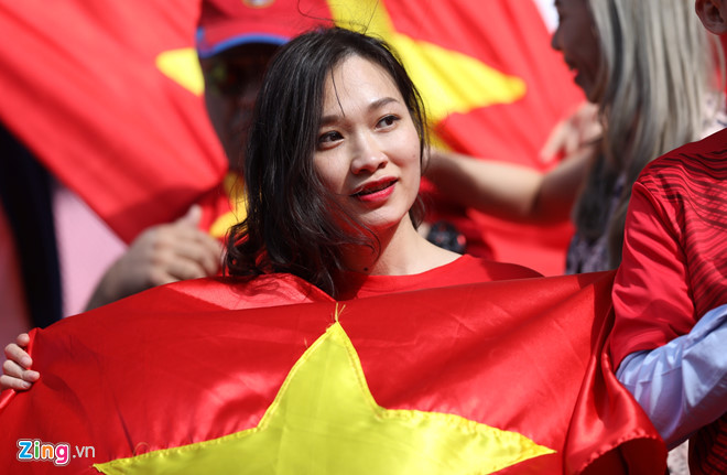 Hàng triệu người hâm mộ vỡ òa hạnh phúc trước chiến thắng của ĐT Việt Nam-48