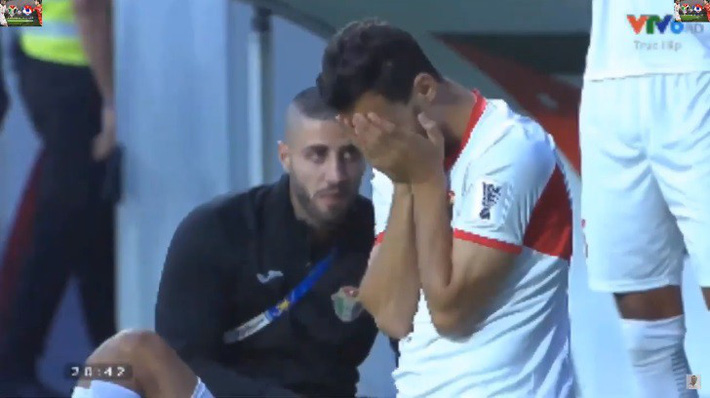 Cầu thủ Jordan thi nhau khóc như mưa vì gục ngã trước Việt Nam-2