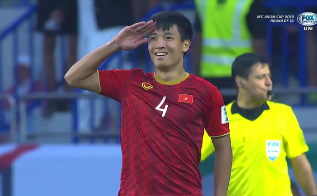 Hóa ra trước khi Tư Dũng ra sân, bạn gái anh chàng đã có lời tiên tri chuẩn không cần chỉnh thế này-2