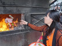 Bán giấy đế, vàng mã, công ty ở Yên Bái thu hơn 32 tỷ đồng một tháng Bán giấy đế, vàng mã, công ty ở Yên Bái thu hơn 32 tỷ đồng một tháng
