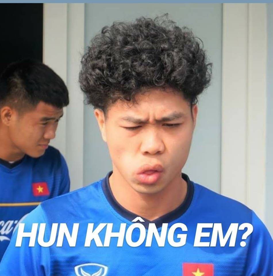 Rổ” biểu cảm đưa Công Phượng lên thành nguồn cảm hứng chế meme của năm-11