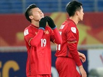 Vì sao Quang Hải không được giao sút luân lưu? Vì sao Quang Hải không được giao sút luân lưu?