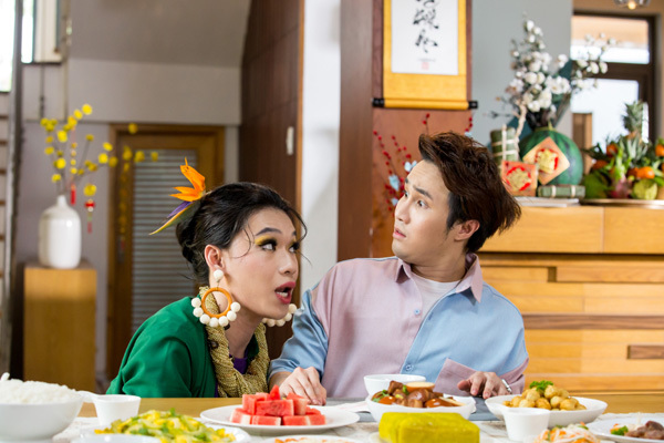 Quang Trung làm trợ lý cho Huỳnh Lập trong MV Tết-6