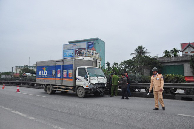 Nhân chứng vụ tai nạn 8 người tử vong ở Hải Dương: Chưa chứng kiến cảnh tượng nào kinh hãi đến vậy-2
