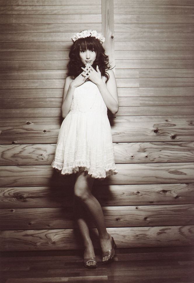 Nhan sắc người vợ khiến hậu vệ tuyển Nhật muốn sinh cả đội bóng-7