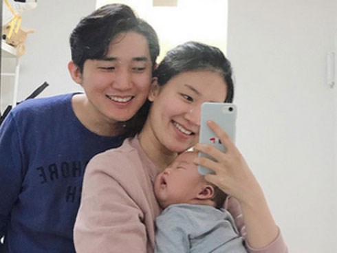 Mẹ trẻ gây cười khi nhờ dân mạng đặt tên cho 