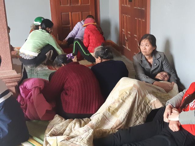 Xe tải trốn quốc lộ, chạy đường làng, cán chết bé 3 tuổi-2