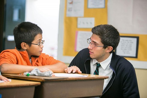 Kiếm gần 10 tỷ đồng mỗi năm nhờ gia sư cho con nhà giàu-1