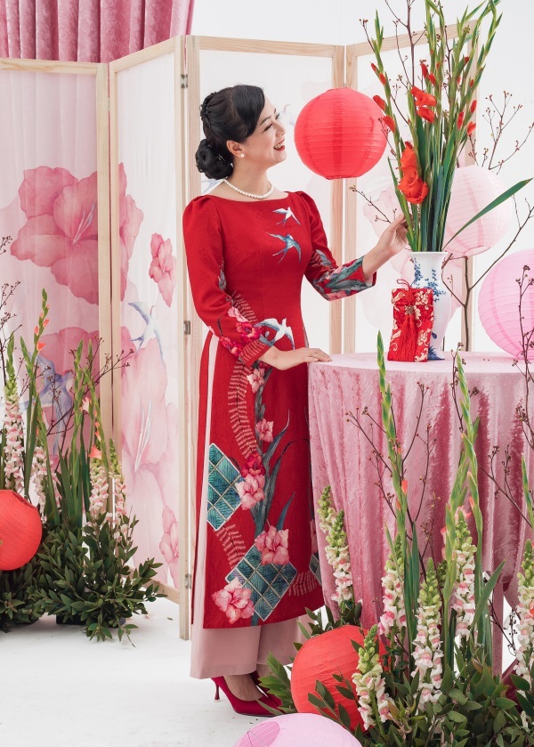 Ngỡ ngàng nhan sắc tuổi 52 của NSƯT Chiều Xuân-3