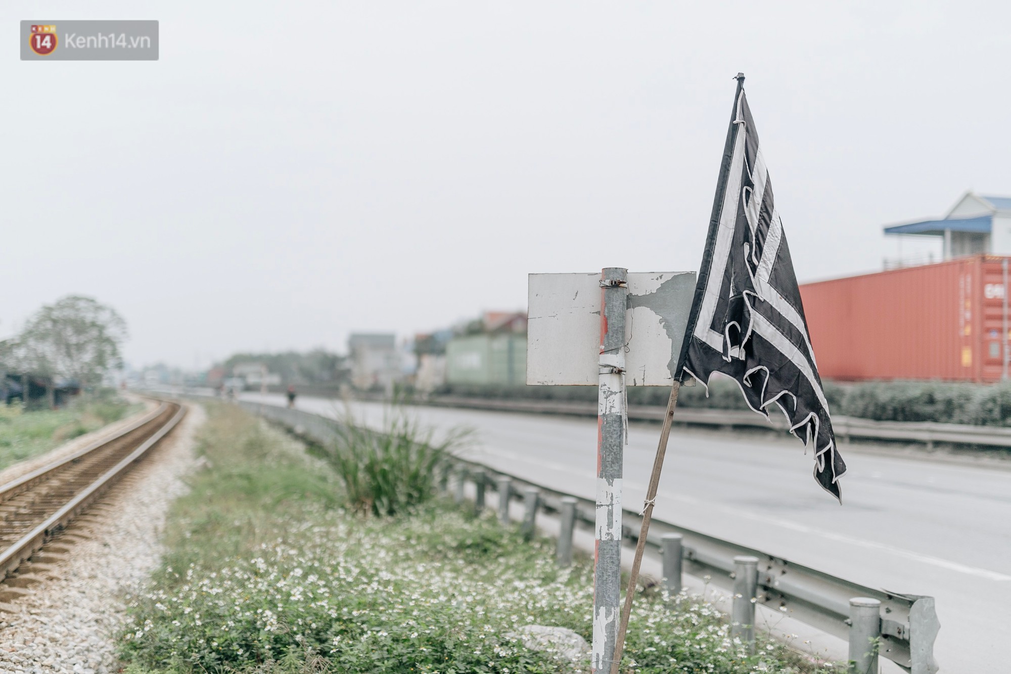 Tang thương bao trùm làng quê nơi 8 người tử vong dưới bánh xe tải, nhiều nhà chỉ cách nhau vài chục mét-1