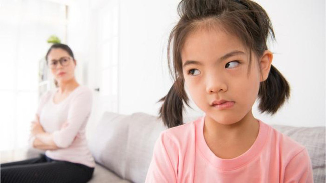 Thấy con có những hành vi ứng xử bất thường này cha mẹ tuyệt đối đừng bỏ qua mà hãy uốn nắn, sửa chữa ngay-1