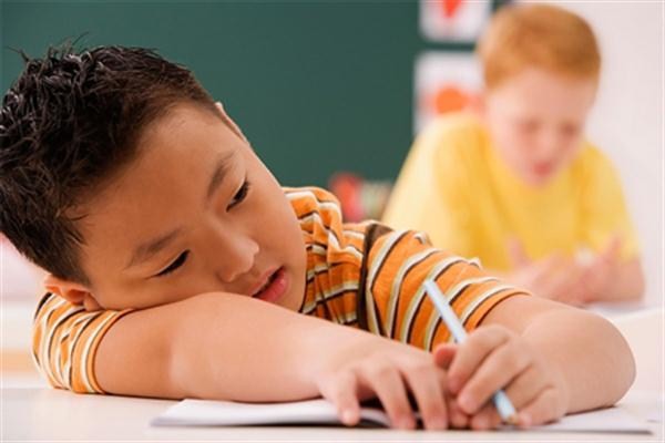 Thấy con có những hành vi ứng xử bất thường này cha mẹ tuyệt đối đừng bỏ qua mà hãy uốn nắn, sửa chữa ngay-7