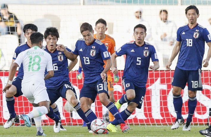 Nhật Bản buông kiếm, HLV Park Hang Seo sẽ phải hi sinh để mở đường sống cho Việt Nam?-4