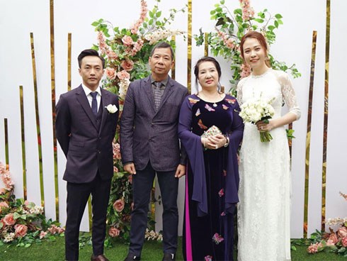 Với nguyên tắc 'ba không, ba biết', Đàm Thu Trang đã khiến mẹ chồng quyền lực rớt nước mắt, cưới hỏi hẳn hoi