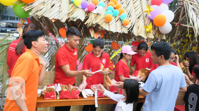 Những em bé ung thư đi hội chợ, chơi Tết trong… bệnh viện: Con ước cả thế giới không còn bệnh nữa”-5