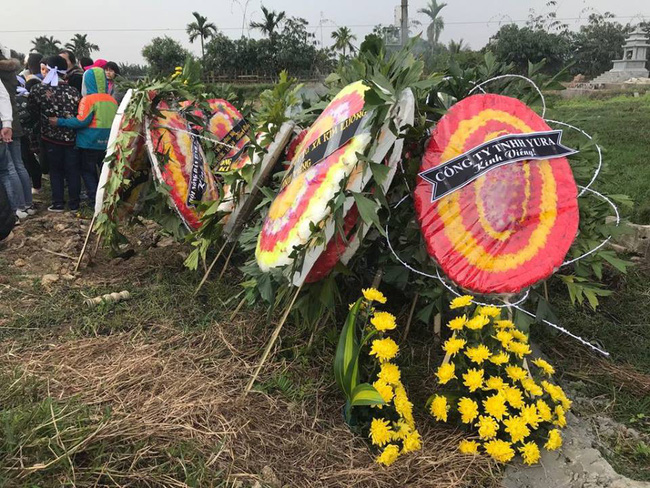 Hình ảnh xót xa của 5 nạn nhân trong đoàn người đi viếng bị xe tải đâm ở Hải Dương-18