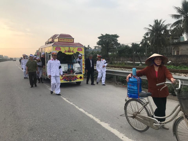 Hình ảnh xót xa của 5 nạn nhân trong đoàn người đi viếng bị xe tải đâm ở Hải Dương-21