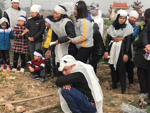 Vợ tài xế gây tai nạn 8 người chết ôm bụng bầu cầu xin tha thứ-3