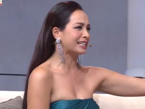 Thúy Hạnh: 