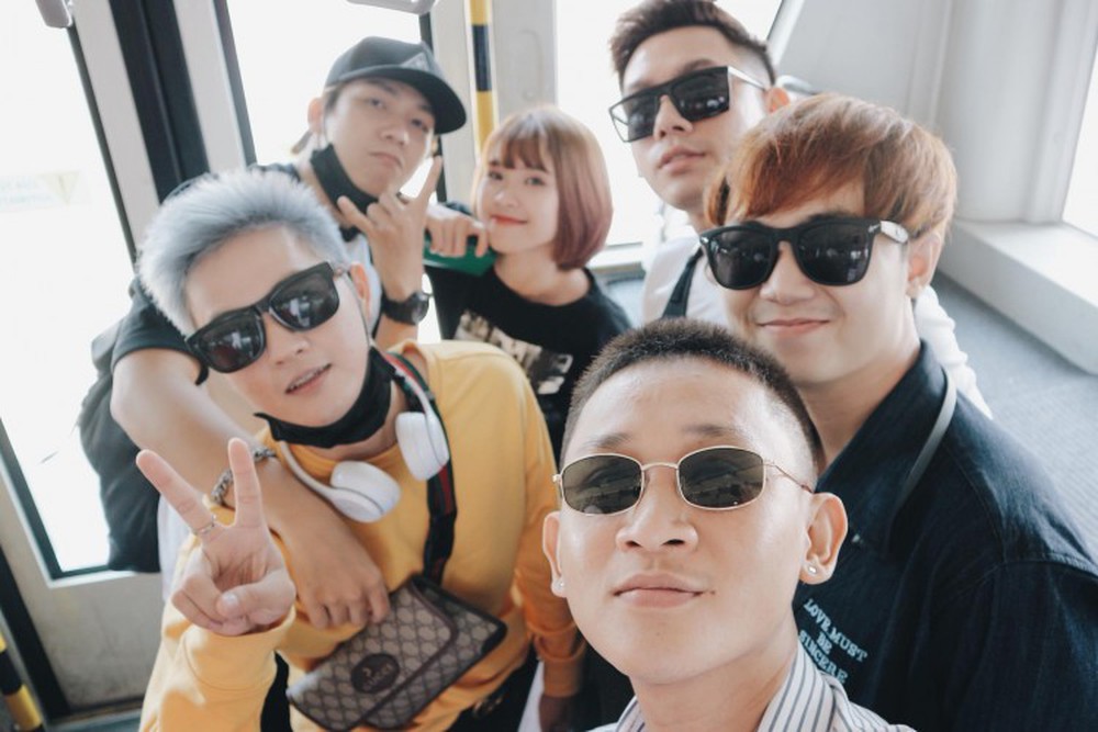 Những hội bạn thân nức tiếng Vbiz: Người bền bỉ bên nhau, kẻ chị chị em em rồi lôi nhau ra đấu tố-14