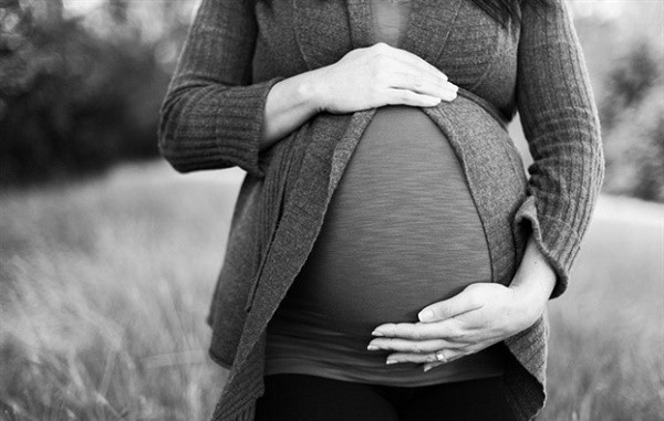 Sau sinh gần 1 năm vợ vẫn né tránh gần gũi, cho đến một ngày tôi ngã ngửa khi phát hiện ra nguyên nhân-1