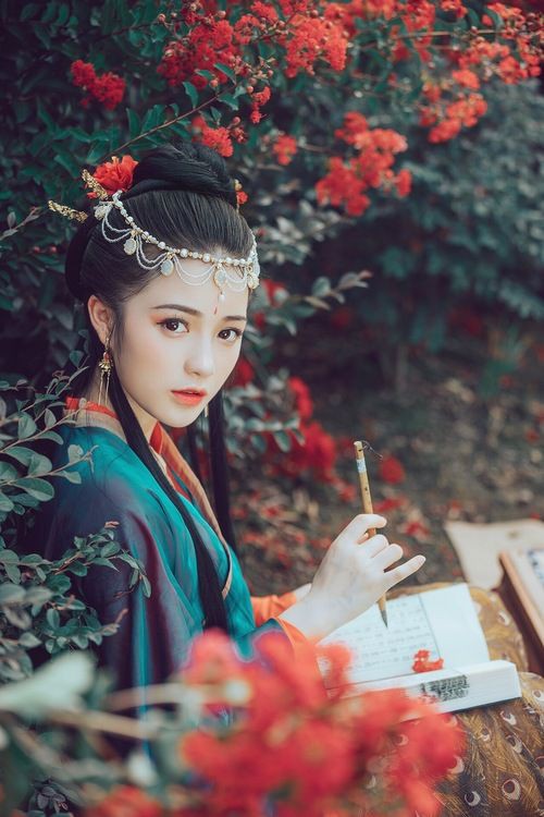 Ai sinh vào 4 ngày âm lịch này, bước sang năm Kỷ Hợi 2019 vận khí hưng thịnh, đại cát đại lợi không ai sánh bằng-3