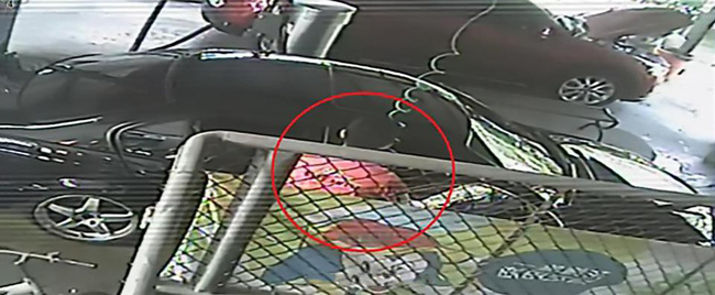 Cái chết nhiều uẩn khúc của bé gái 3 tuổi sau khi gặp phải tình huống chưa từng có ở trạm xăng-3