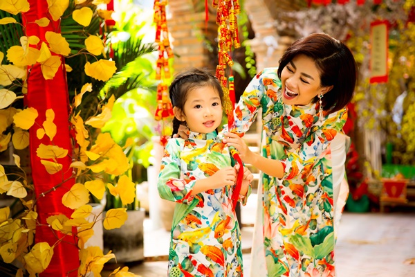 Mai Phương cùng con gái Lavie diện áo dài rạng rỡ đón Tết-5
