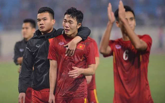 Những bí mật ngọt ngào khiến Xuân Trường, dù ít ra sân vẫn luôn là hoàng tử mắt hí đáng yêu của NHM-16