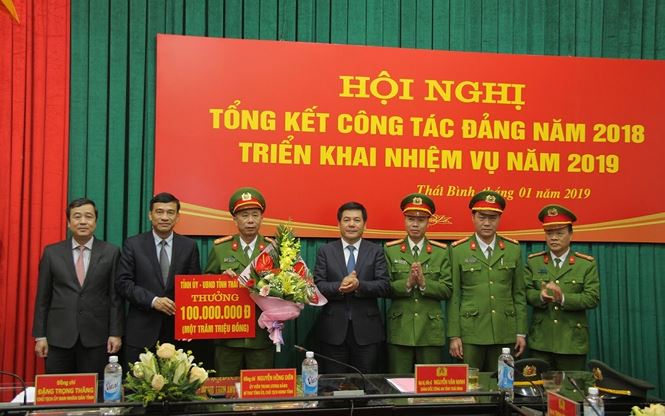 Hé lộ nguyên nhân nghi can dùng hơi cay cướp ngân hàng ở Thái Bình-2