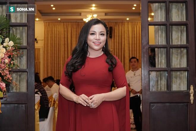 Cuộc hôn nhân như tra tấn của NSƯT Tố Nga: 8 năm ngủ chung nhưng không nói chuyện, không ăn cùng nhau-1