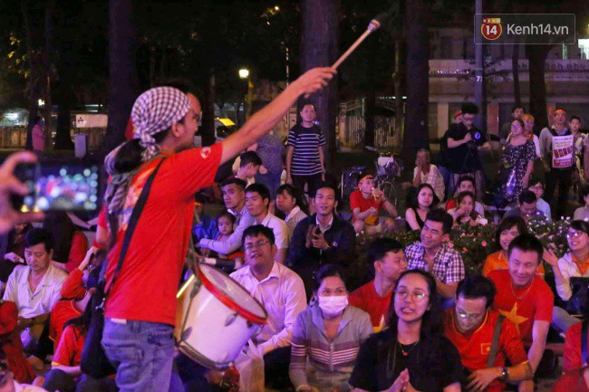 Tứ kết Việt Nam - Nhật Bản: CĐV tiếc nuối khi tuyển Việt Nam phải rời Asian Cup 2019-55