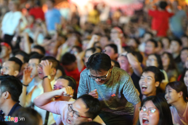 Tứ kết Việt Nam - Nhật Bản: CĐV tiếc nuối khi tuyển Việt Nam phải rời Asian Cup 2019-18