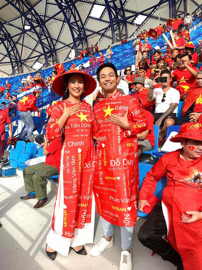Không khí trận Việt Nam - Nhật Bản tại Dubai: Hoa hậu Ngọc Hân, MC Phan Anh gây chú ý-11