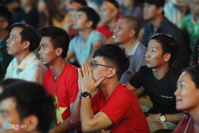 Tứ kết Việt Nam - Nhật Bản: CĐV tiếc nuối khi tuyển Việt Nam phải rời Asian Cup 2019-13