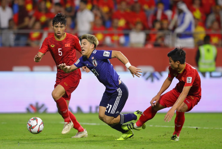 Đá một trận để đời, đội tuyển Việt Nam khiến Nhật Bản toát mồ hôi vào bán kết-8