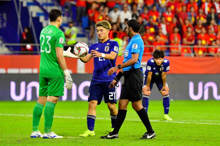 Đá một trận để đời, đội tuyển Việt Nam khiến Nhật Bản toát mồ hôi vào bán kết-9