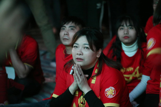 Tứ kết Việt Nam - Nhật Bản: CĐV tiếc nuối khi tuyển Việt Nam phải rời Asian Cup 2019-2