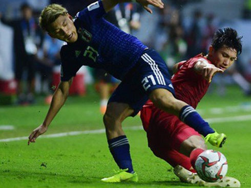 Thua Nhật Bản 1-0, người hâm mộ tuyển Việt Nam liên tiếp động viên: Về ăn Tết thôi, các em đã làm rất tốt-9