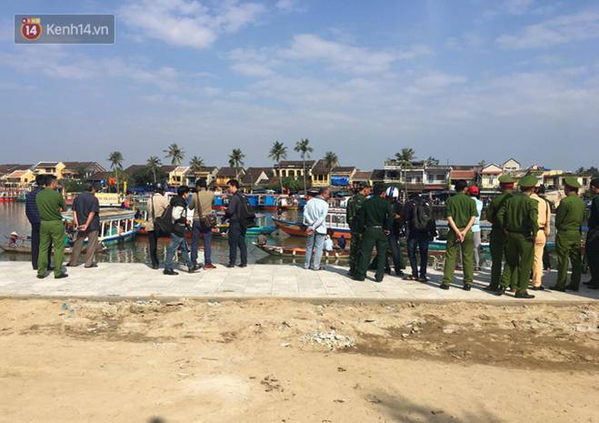 Nhói lòng 8 giờ đồng hồ trục vớt thi thể đôi vợ chồng và bé trai 6 tuổi trong ô tô lao xuống sông ở Quảng Nam-13