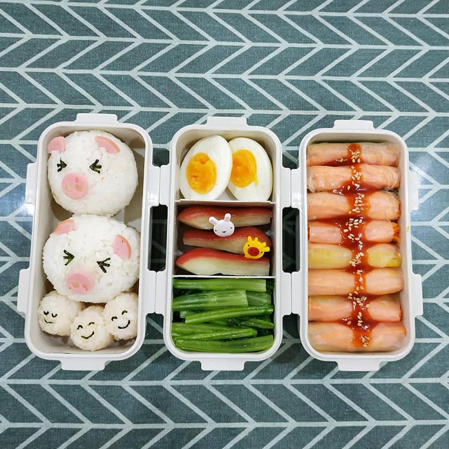 Choáng với vô số hộp cơm siêu đẹp của 9x khéo tay làm cho chồng mỗi ngày-3