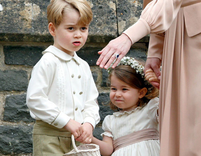 Meghan gây xôn xao khi động chạm đến các con của Công nương Kate, liên quan đến tước vị hoàng gia-2